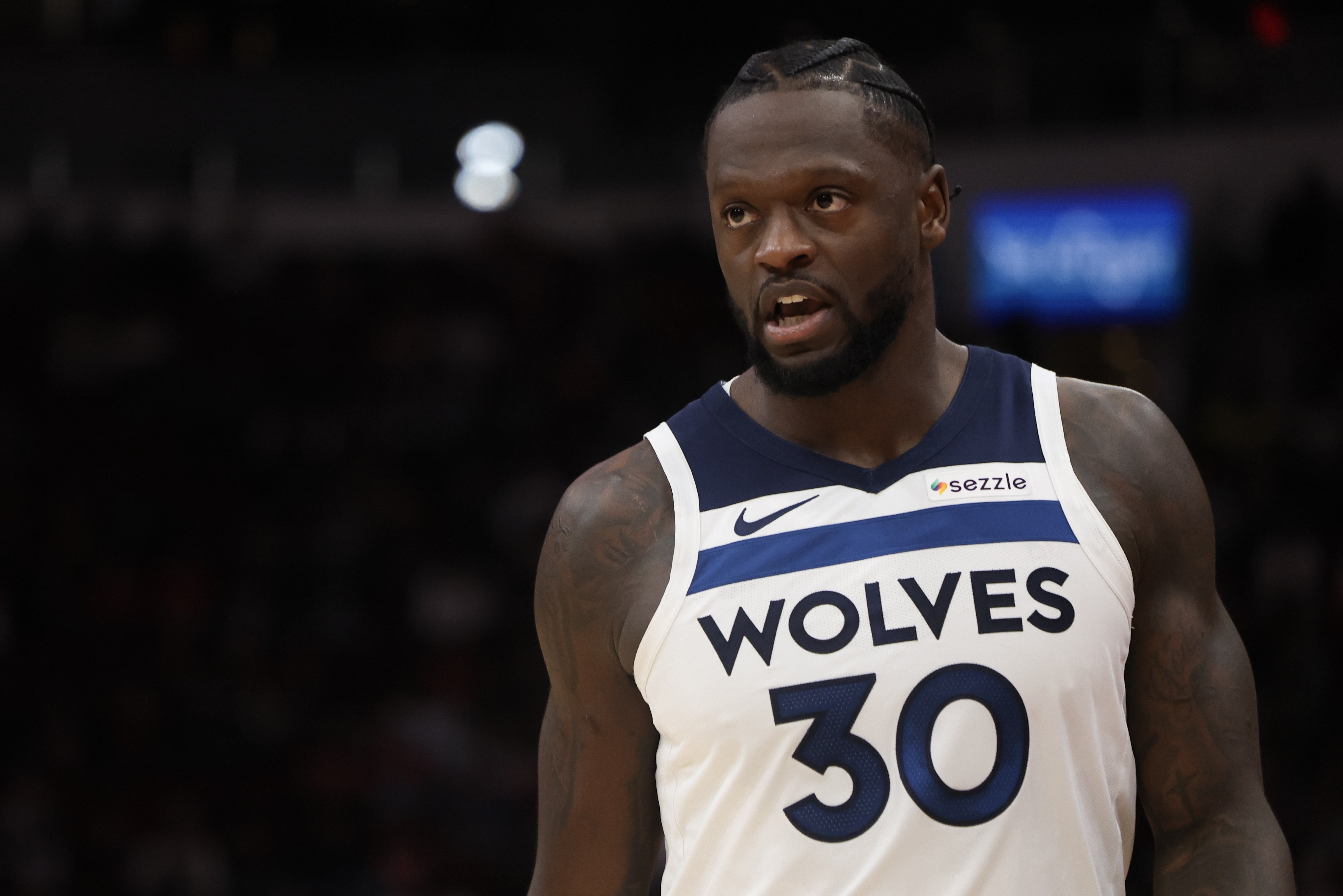 云开体育官网-真尽力局!兰德尔25中14&罚球11中9空砍赛季新高39分 第三节17分