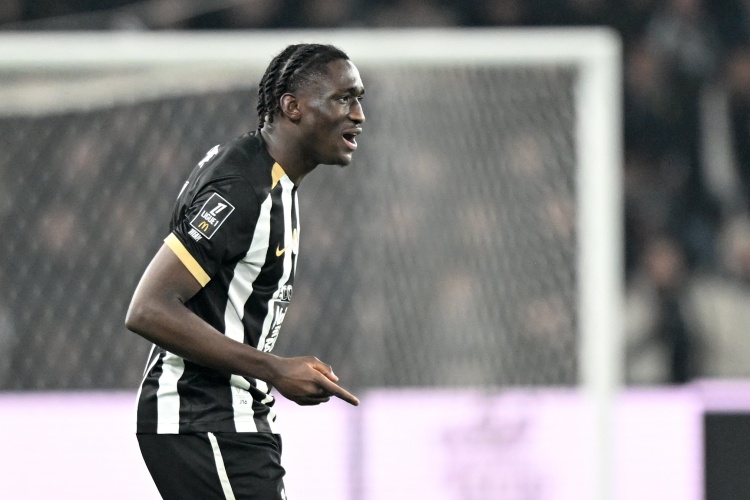 云开体育-RMC:昂热前锋谢里夫转会水晶宫遇阻,盖伊离队或是交易搁浅原因